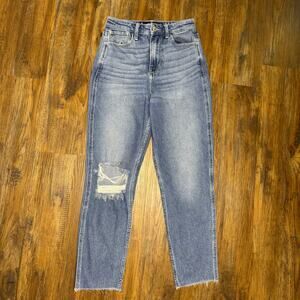 Hollister Ultra High-Rise Mom Jean size 0S 24W 25L raw hem distressed knee